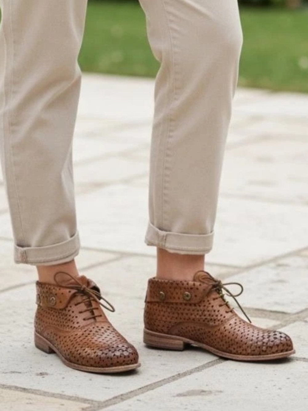 Patricia Nash Sabrina Perforated Ankle Boot Cognac Leather 6.5